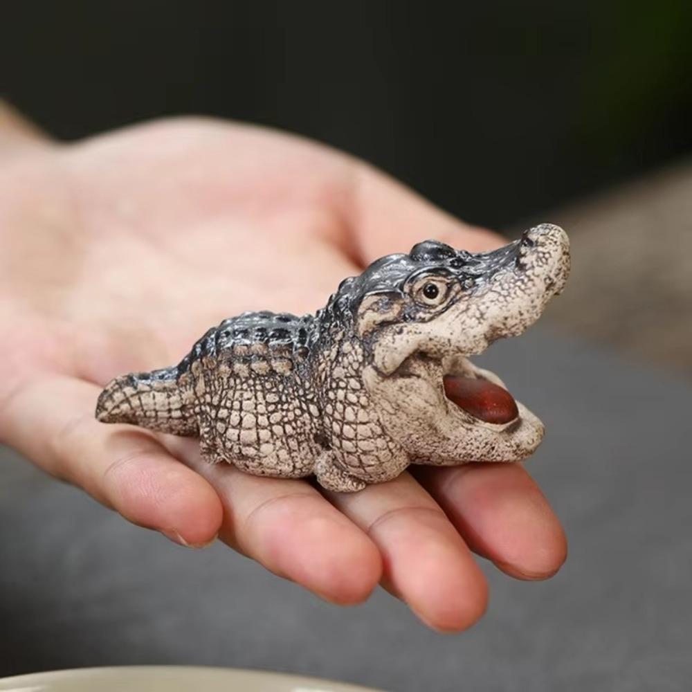 Resin Crocodile Tea Pet Handmade Crocodile Statue  Tea Ceremony Tea Play Home Boutique