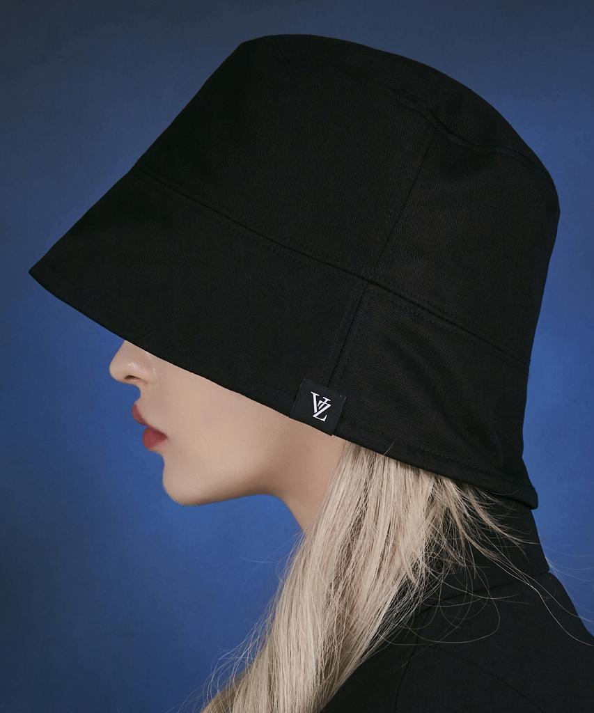 Bajal Label Drop Oversized Bucket Hat Black