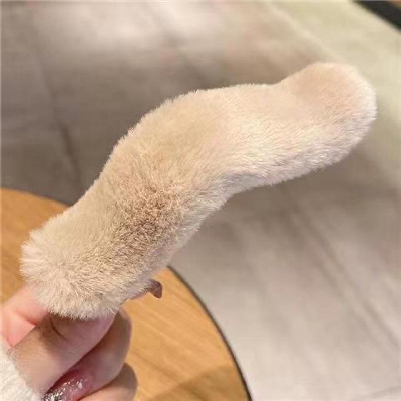 Large Plush Hair Clip: Autumn/Winter Volumizing Shark Clip for Women