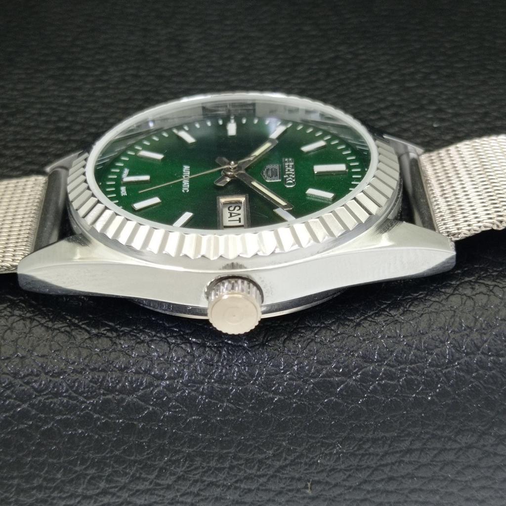MENS VINTAGE SEIKO 5 AUTOMATIC REFURBISHED JAPAN GREEN DIAL WATCH A440586-4 Sk-a440586