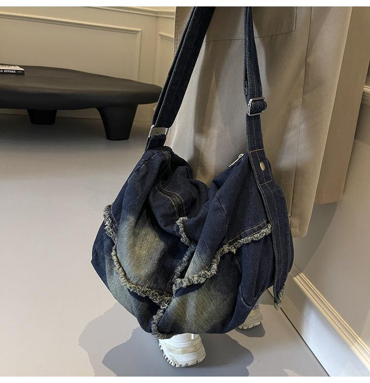 Autumn New Denim Tote Bag Women's Fashion Large-capacity Commuter Messenger Bag Casual College Shoulder Bag