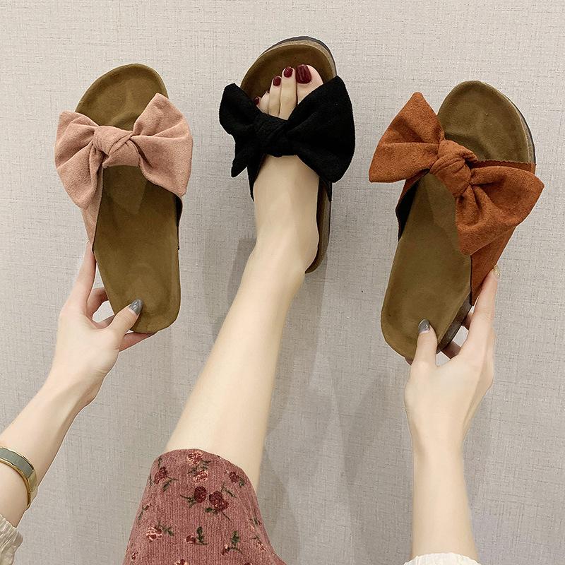 Hausschuhe Damen Sommer Wildleder Schleife Zehenfrei Mode Damen Sandalen Weibliche Freizeit-Hausschuhe Pantoletten Dicke Sohlen Zehensandalen WSH4447
