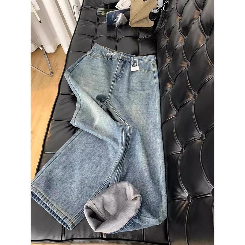 Women's Plus Size Velvet-Lined Wide-Leg Jeans - Retro Loose Fit, Washed, Autumn/Winter
