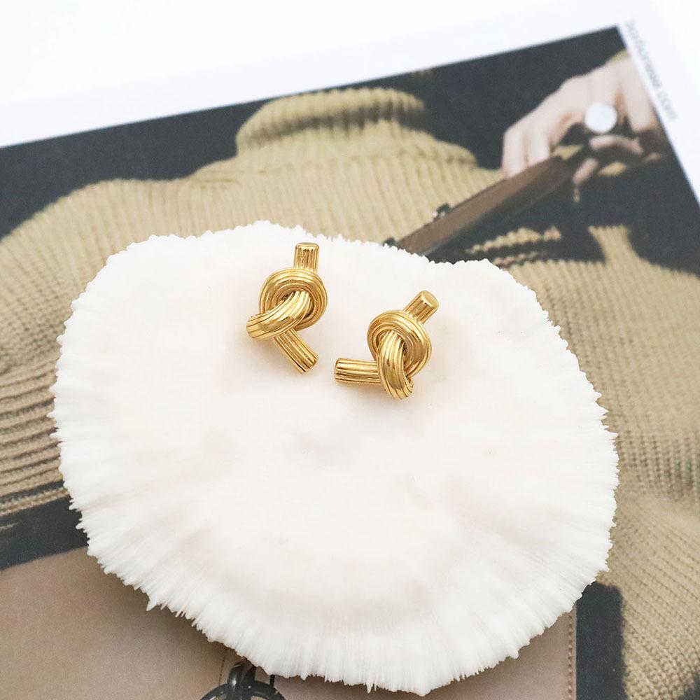 Stylish And Simple Titanium Steel Striped Knotted Stud Earrings Jewelry Niche Design 18K Gold Earrings
