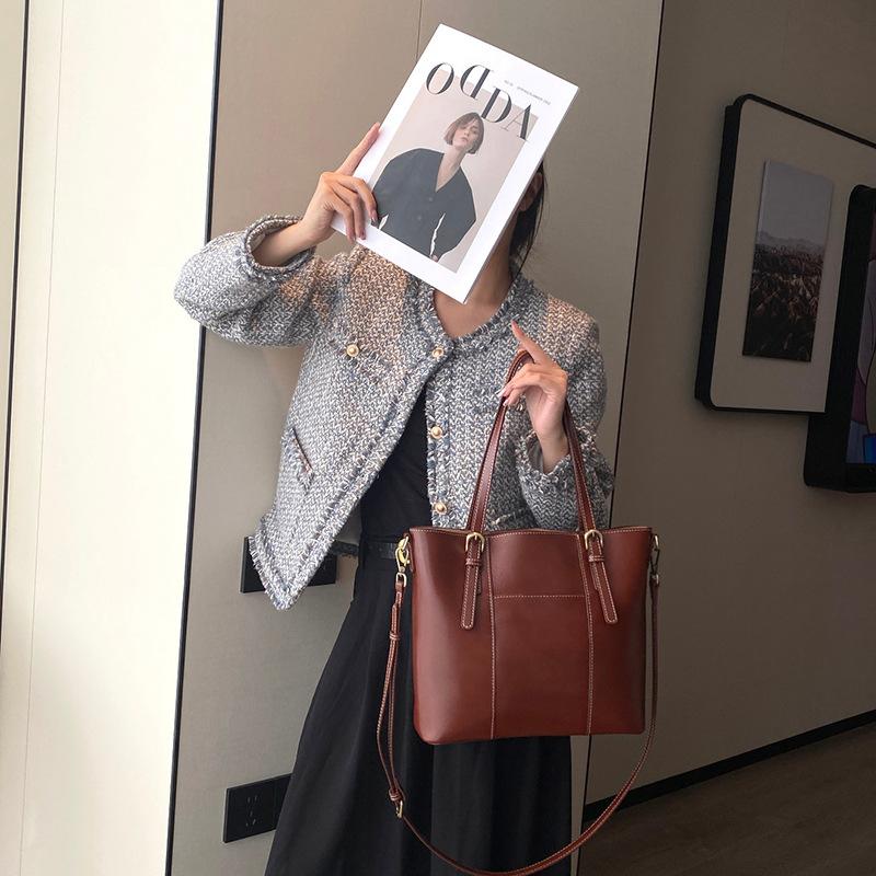 Top layer oil wax cowhide large-capacity design tote bag genuine leather fashion shoulder bag