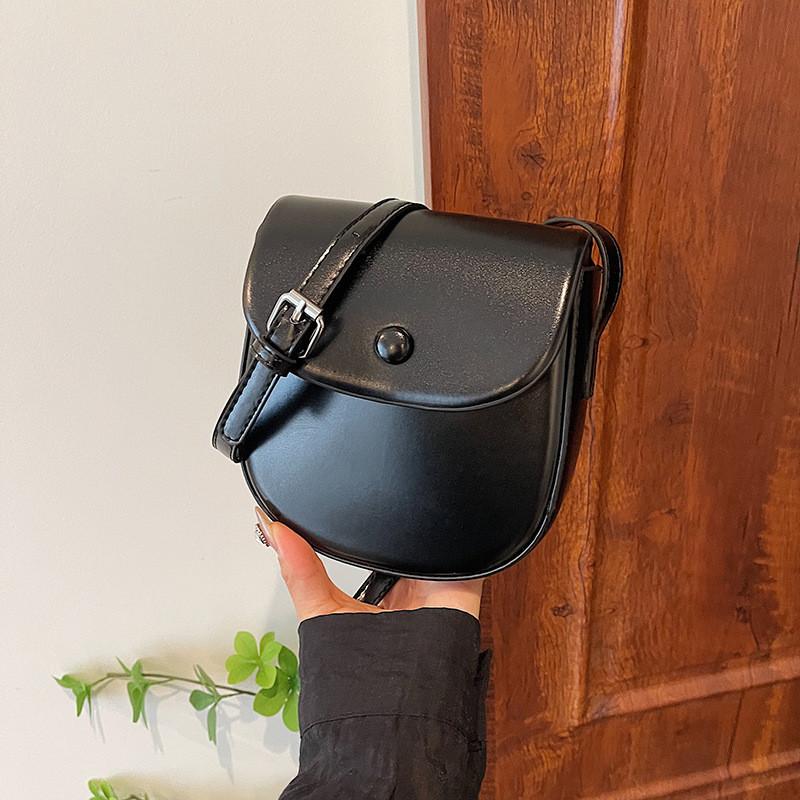 Ielgy Ladies Brown Bucket Bag High-End Sense One-Shoulder Cross-Body Saddle