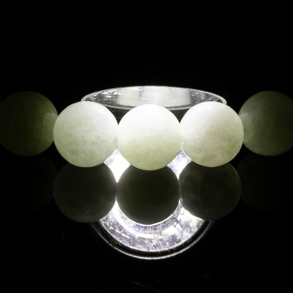 18cm White Itoigawa Natural Jadeite Japanese National Jomon Power Stone Jadeite Workshop Special Paulownia Wood Quality Certificate ABR0880 (6mm