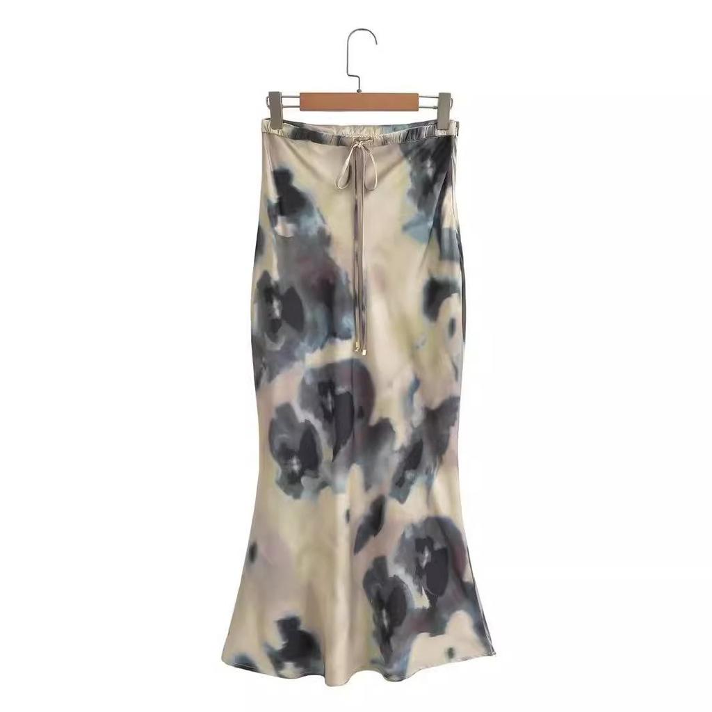 2024 Euro-American Women's Fashion: French Ink-Wash Short Top & Skirt Set