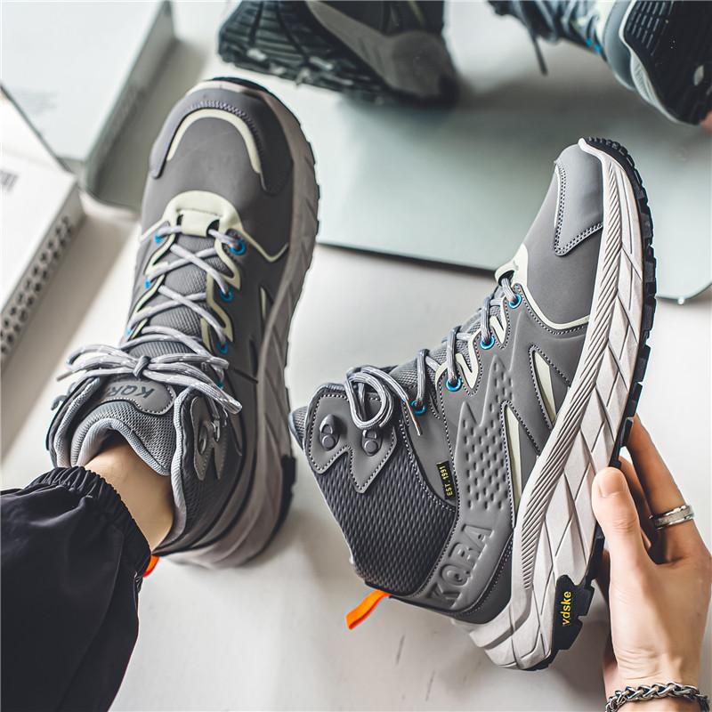 Nowe męskie buty z wysokim stanem i wysokim dołem Zwiększają codzienne buty sportowe Modne buty do biegania na świeżym powietrzu