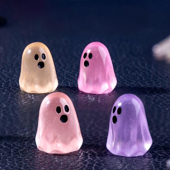 20/50/100 szt. Świecąca w ciemności figurka ducha na Halloween Mini kreskówkowy duch Statuetka z żywicy Lśniąca miniaturowa ozdoba ducha Dekoracja na biurko