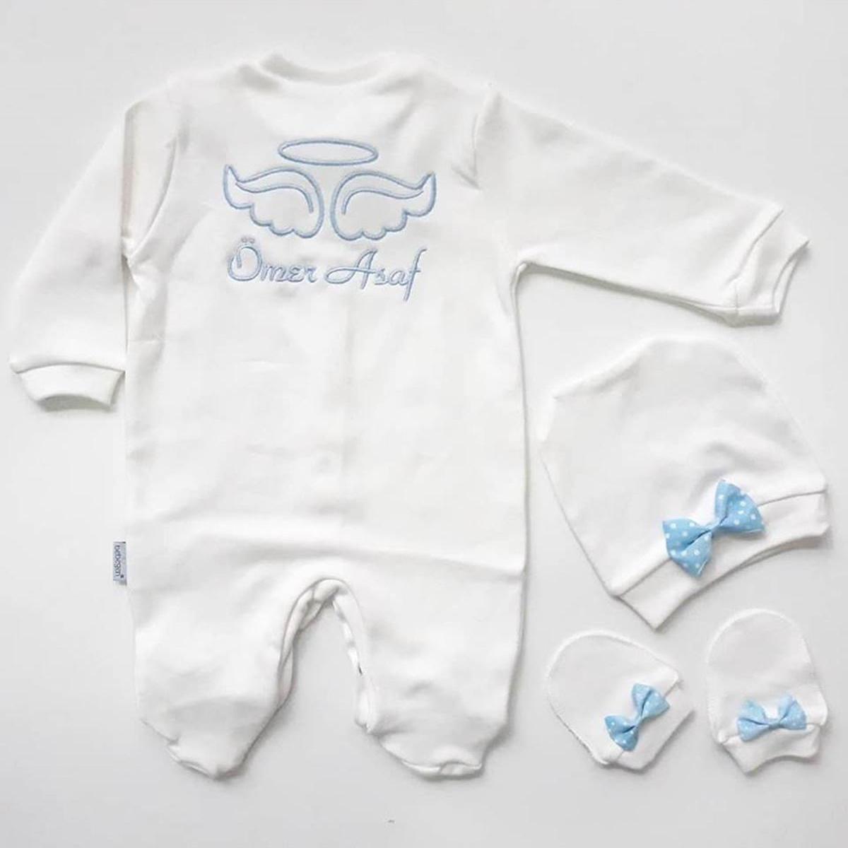 

Синий комбинезон для мальчика с вышивкой по индивидуальному заказу, беретом и перчатками