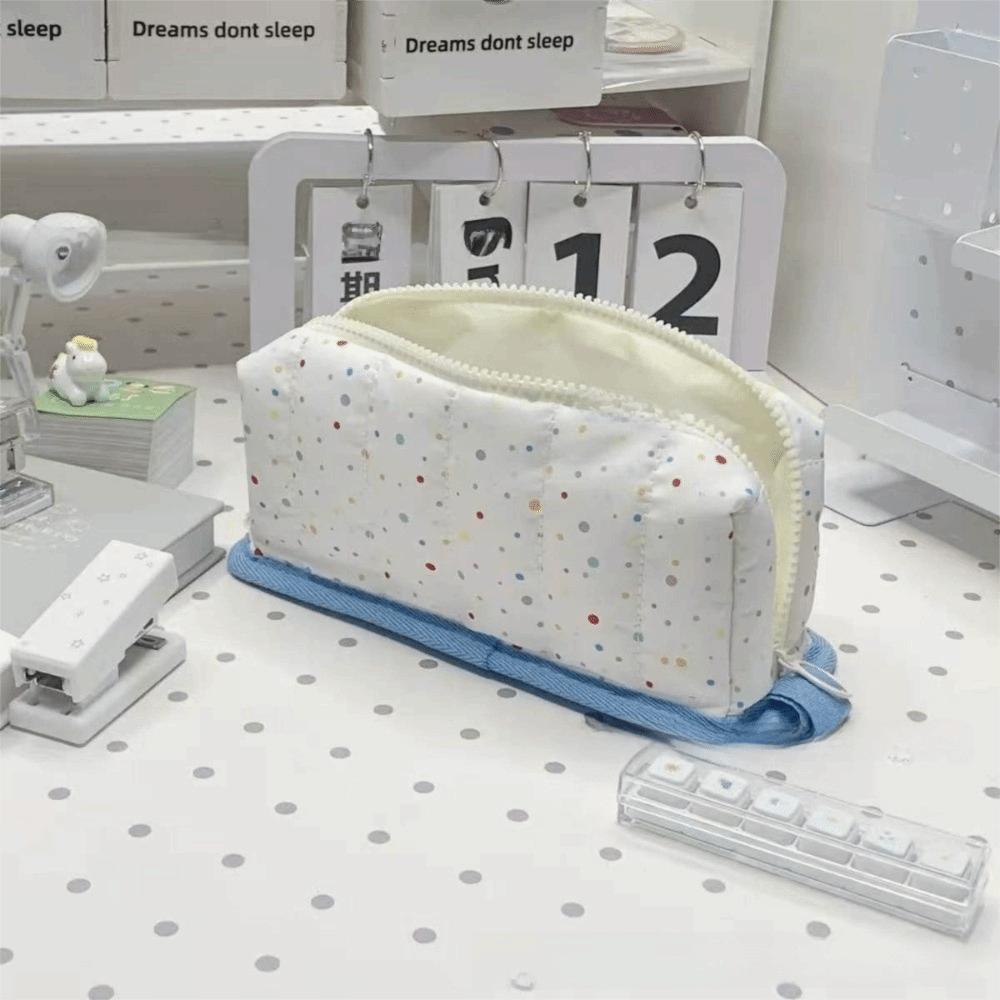 Large Capacity Pencil Box Dot Pattern Stationery Bag Fashion Pen Bag Portable Use