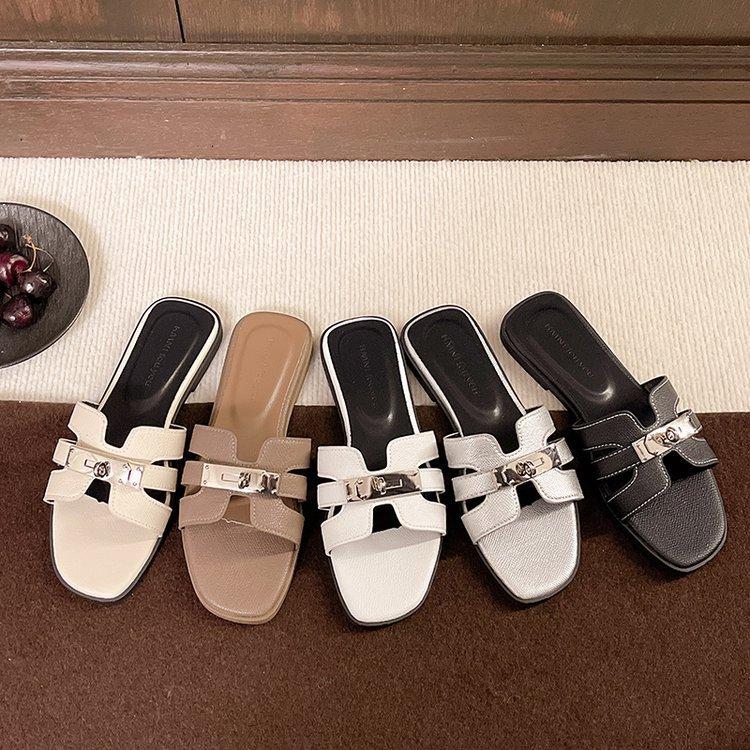 Small gold buckle silver sandals women's summer wear new retro hollow flat bottom one-word slippers casual beach shoes