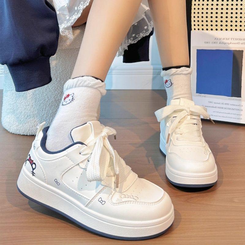 Niedliche Kätzchen kleine weiße Schuhe Damen 2025 neu Frühling und Herbst Koreanische Version Brotschuhe Student lässig vielseitige Board-Schuhe Damen