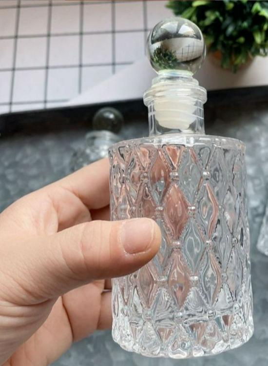 150ml Transparent Mini Glass Bottle for Liquor, Cold Brew Coffee, Fruit Wine, and Dispensing, with Sealed Two Ounce Capacity