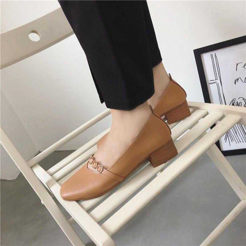 

Туфли на среднем каблуке из маленькой кожи женские 2025 весна и осень новая мода универсальные нежные студенческие толстый каблук высокий каблук интернет-знаменитость одинарные ш 40