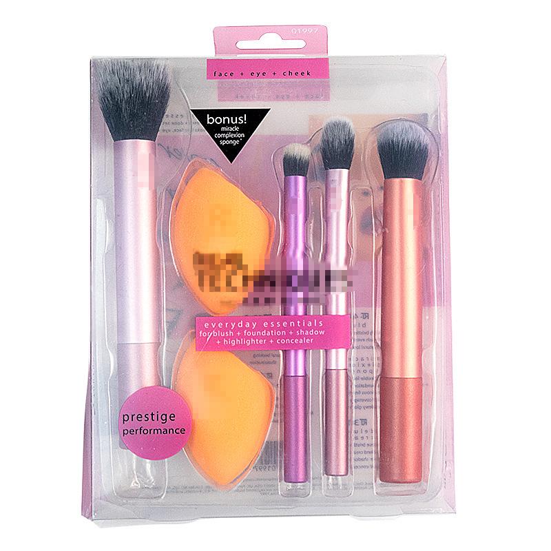 American RT Series 1997 Full Makeup Brush Set: Includes Blush, Blending, Eyeshadow Brushes, and Beauty Sponge. Exclusive.
