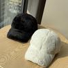 Korean-style rabbit fur baseball cap for women, warm solid color hat for autumn and winter, versatile plush cap for men, makes the face look smaller,