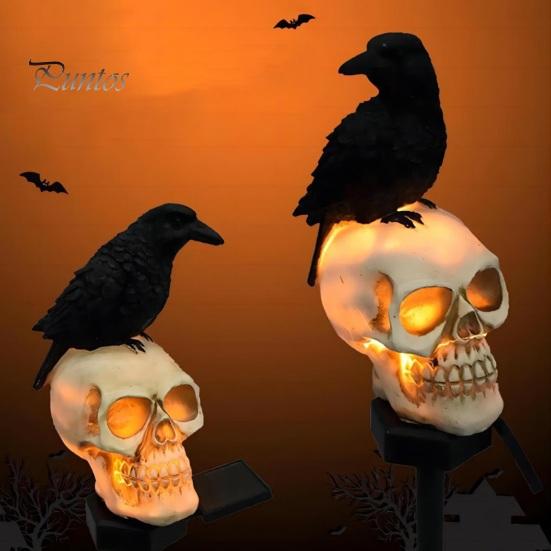 Horror Themed Yard Landscape Ornaments LED Solar Crow Skull Light, Waterproof Halloween Pathway Gothic Decorative Stakes for Flowerbeds on Skeleton