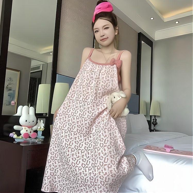 

Sexy pink leopard print suspender nightdress girls pajamas summer new student large size can wear loungewear 160(M)