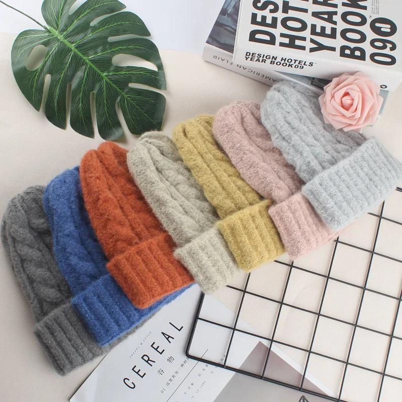 Autumn and Winter Fried Dough Twists Knitted Hat Fashion Solid Hat Smooth Board Versatile Thickened Pullover Hat