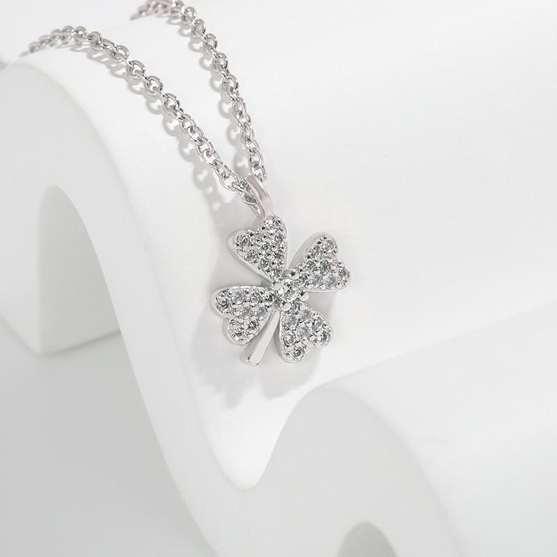 

Подвеска в виде розовой травы с бриллиантами, цепочка на ключицу для женщин, нишевый дизайн, стиль INS, модное ожерелье с четырьмя листами клевера