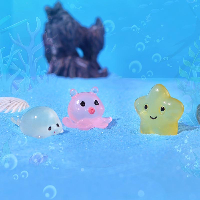 14Pcs Micro Landscape Luminous Ocean Animal Ornament Mini Ocean Fish Tank Landscape Decoration Home Decoration Resin Crafts
