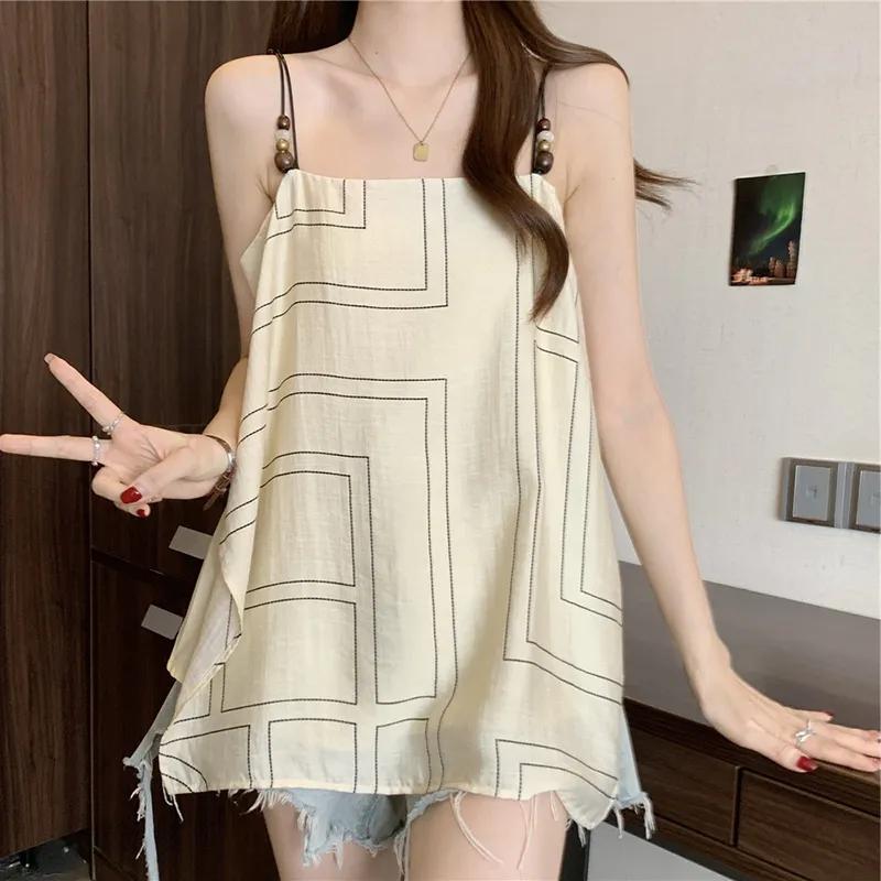 Женский оливково-зеленый топ-камисоль с геометрическим принтом на тонких бретельках M абрикосовый