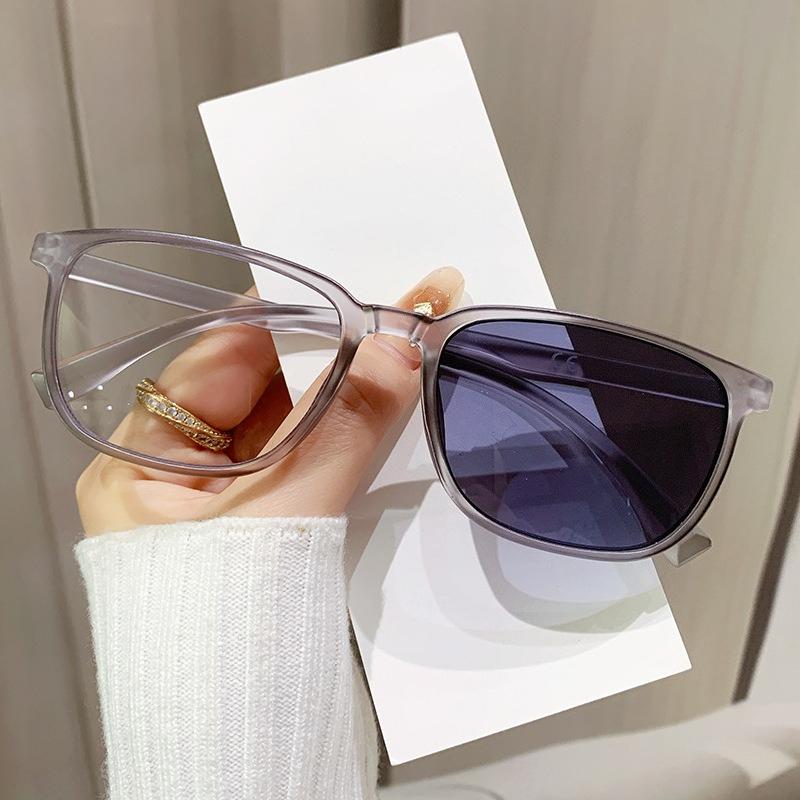 Stilvolle Fotochemische High-Definition-Presbyopiebrille Ultraleicht Bequem Anti-Blaulicht Lesebrille 0 bis +4,0