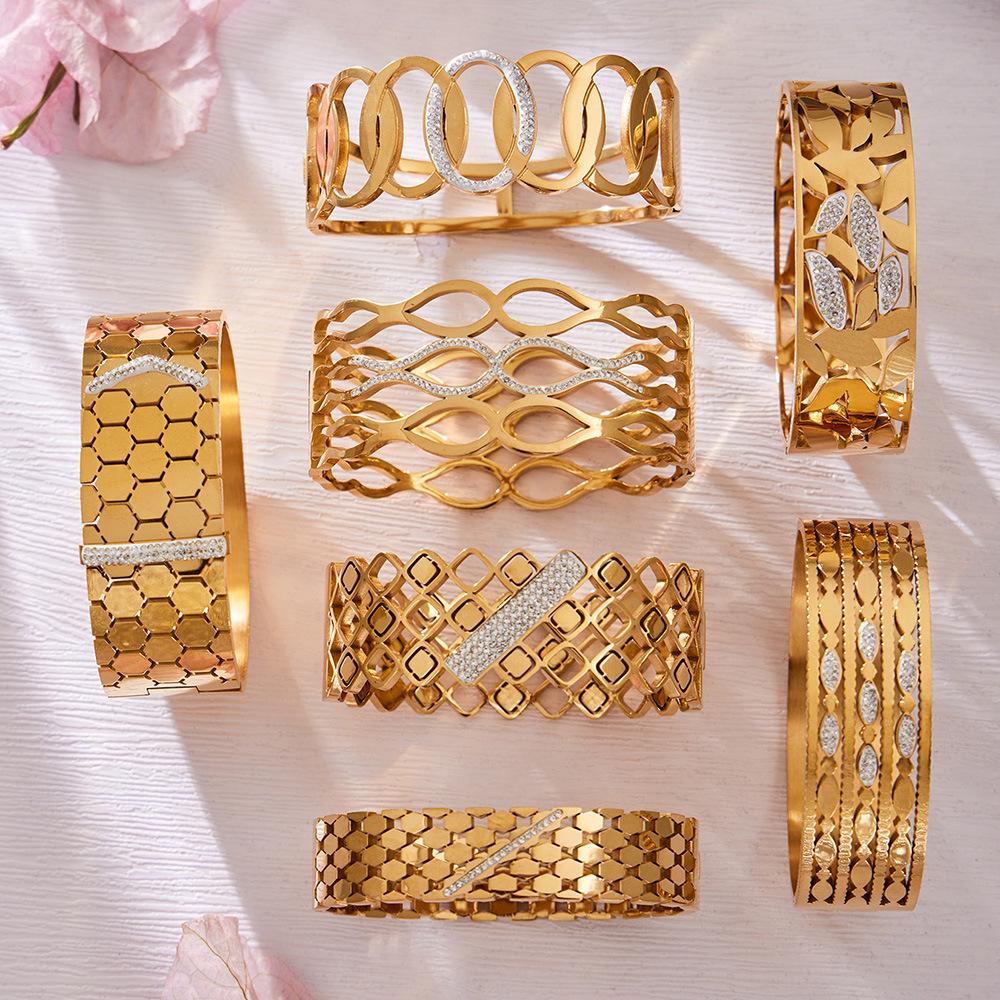 18k Gold-Plated Geometric Mesh Buckle Bracelet - Chic European & American Designer Fashion