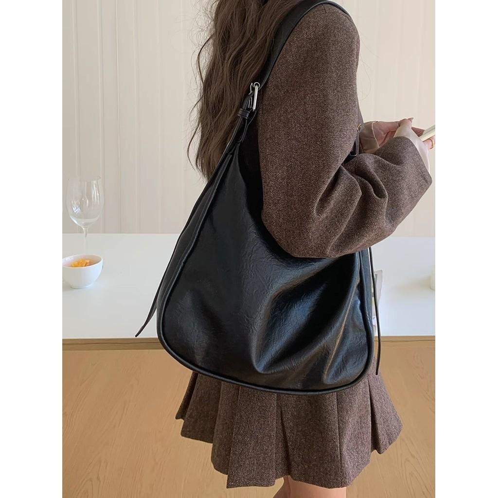 IELGY Premium Sense Large Capacity Retro Fashion Shoulder Large Capacity Versatile Tote Bag