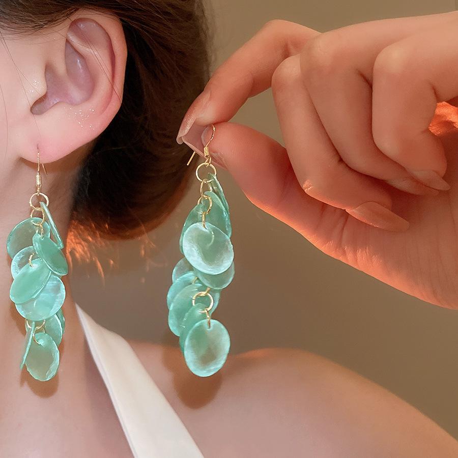 Silver Geometric Seashell Tassel Stud Earrings – Beach Vacation Style for Women
