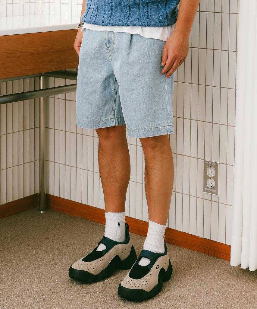 ESN Essential One-Pleat Denim Shorts Light Blue