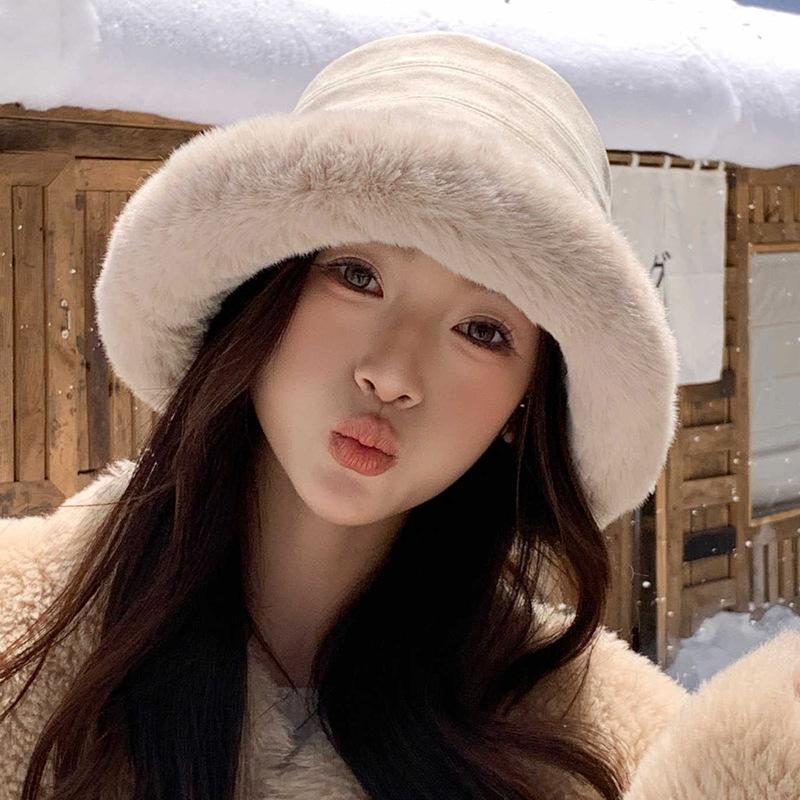 Hat Women's Fashion Bucket Hat Autumn and Winter Velvet Warm Ear Protector Cap for Women Winter, Winter Clothes for Women, Hat