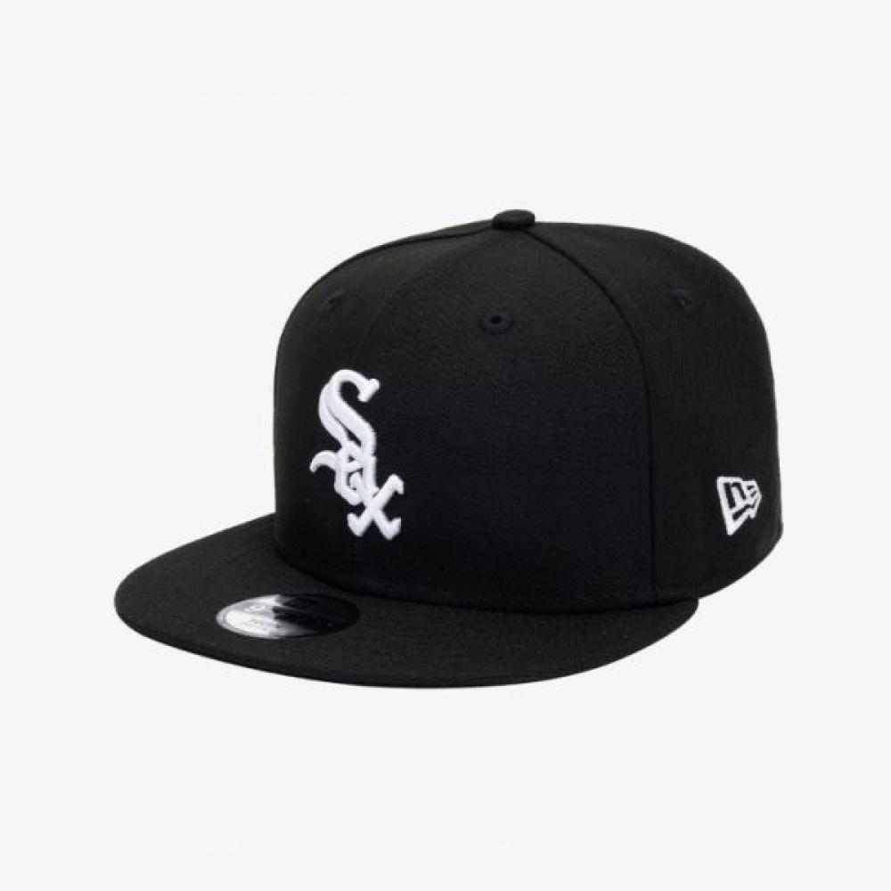 

New Era Chicago White Sox Basic Snapback Cap Black blacks/YOUTH LARGE (XL (815 years old))