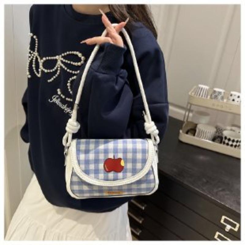 

Cute pink apple niche women s bag 2 new underarm shoulder bag portable niche women s bag small square bag One size fits all белый
