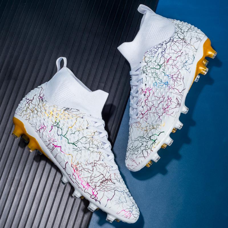 

Футбольные бутсы для профессиональных юношей и девушек, большой размер AG, футбольные бутсы с длинными шипами, тренировочные бутсы из гальванизированной кожи для травяного поля 34 белый