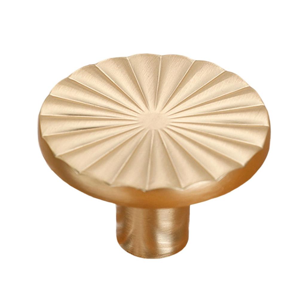 Set of 6 Elegant Drawer Knobs Brushed Brass Finish Zinc Alloy Handle for Modern Minimalist Home Decoration Daily Use