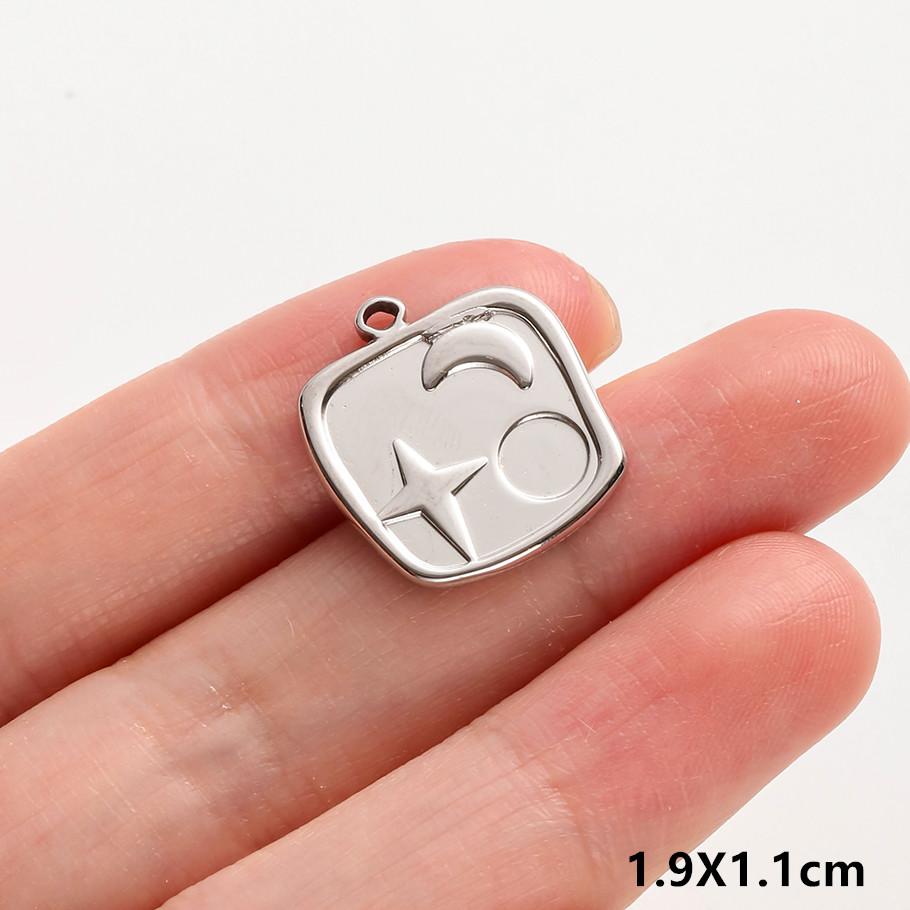 6pcs Fashion Pendant Alien Spaceship Moon Stainless Steel Charms For Jewelry Making Bag Kychain Charm DIY Necklace Earrings Bulk