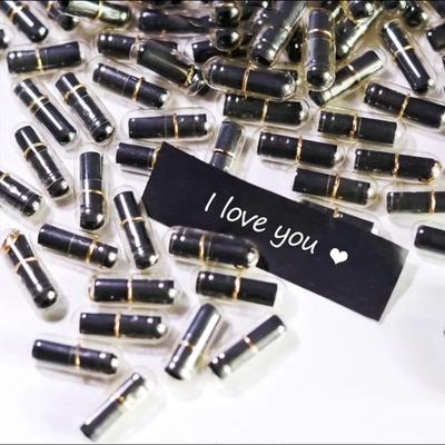 50 stuks Boodschap in Flesje Boodschap Emoticon Capsules Brief Liefde Pil Transparante Kleur Mini Wensflesje Valentijnsdag Cadeau Kinderen