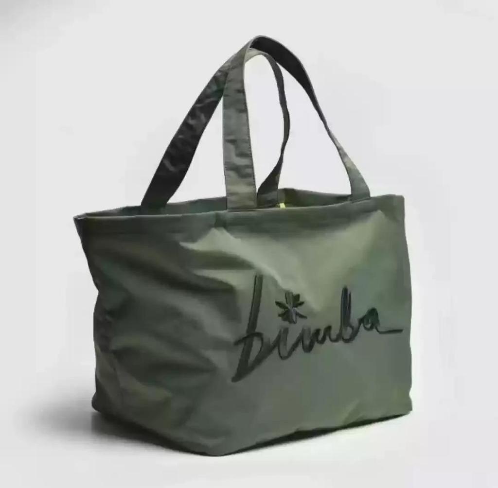 Spanish Bimba y Lola Women's Solid Color Handbag & Clutch