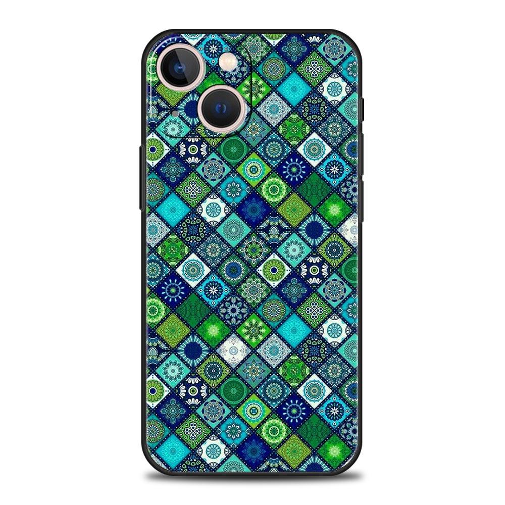 Mandala flower totem Luxury Phone Case For iPhone 13 15 14 12 11 Pro MAX XR X SE XS 7 8 Plus Silicone Black Protection Cover