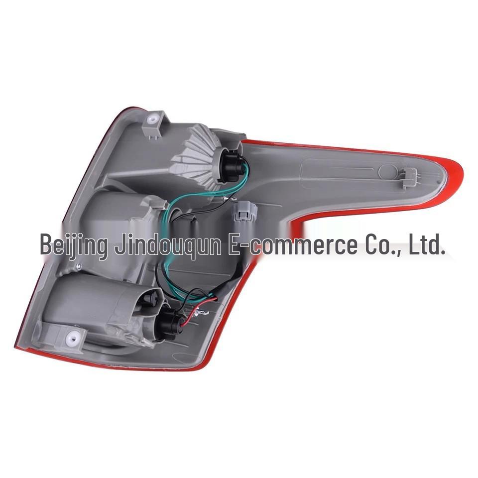 Mitsubishi L200 Tail/Brake/Signal Light - 8330A943/8330A944