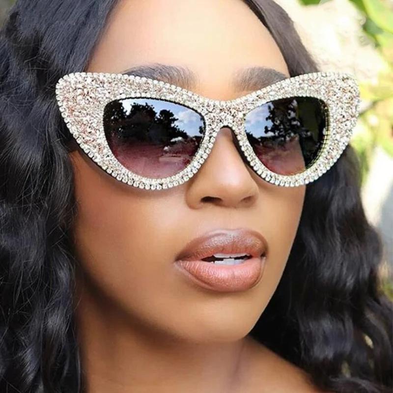 Vintage Oversized Cat Eye Sunglasses Women Luxury Designer Punk Sexy UV400 Protection Diamond Cake Sugar Shades