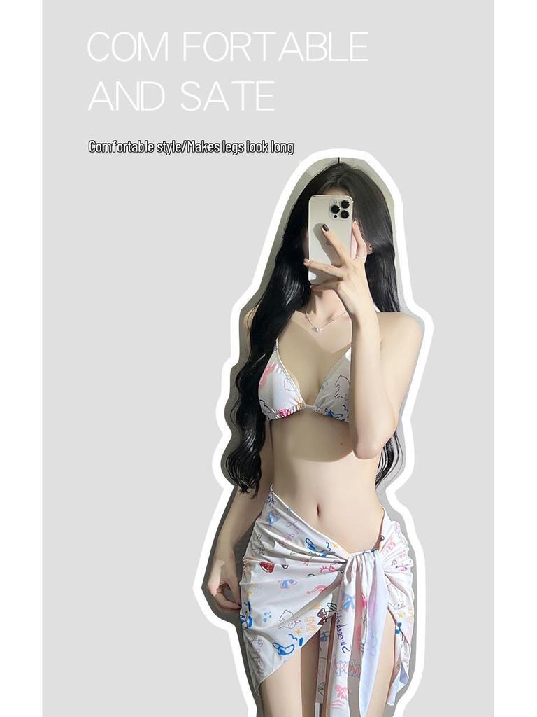 European-American Minimalist Deep V Print Bikini Set with Sexy Cover-Up Skirt