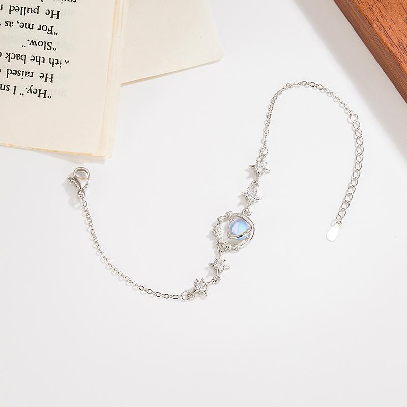 Fashion Temperament Planet shape Bracelet Women's Niche Design Student Girlfriend Versatile Hand Jewelry