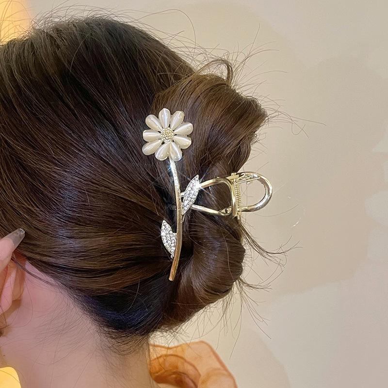 High Quality Women Hair Accessories Elegant Alloy Headdress Large Opal Butterfly Shark Clip Cross Flower Rhinestone Claw Clips