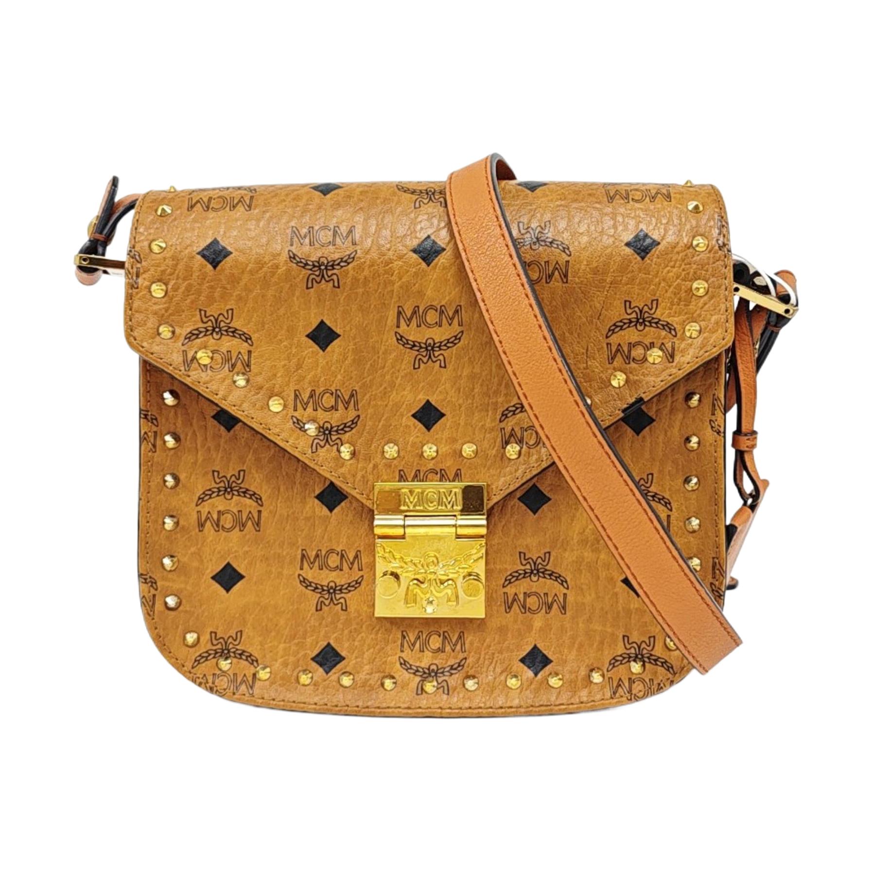[Pre-Owned] Patricia Studded Adjustable Strap Saddle Bag - Good #U9BXCL ONE SIZE
