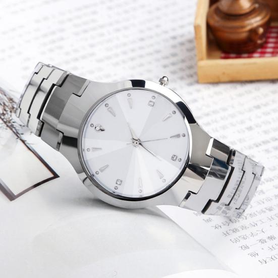 Casual Couple Round Dial Calendar Alloy Linked Strap Analog Quartz Wrist Watch