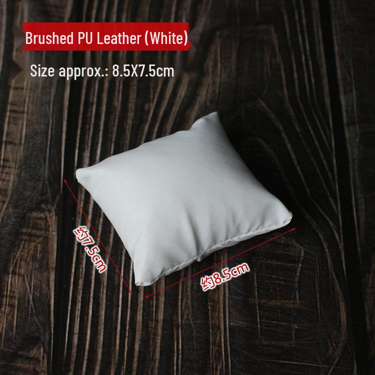 Wenwan Bead Display: Linen Pillow Bag for Bracelet, String, Watch, & Jewelry Décor